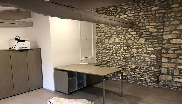 Rénovation d'une maison en bureau et atelier à fontenay-saint-père